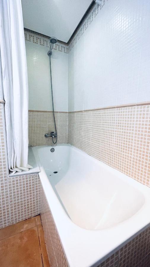 Beautiful 1 Bedroom Apartment In Albir El Albir Exterior foto